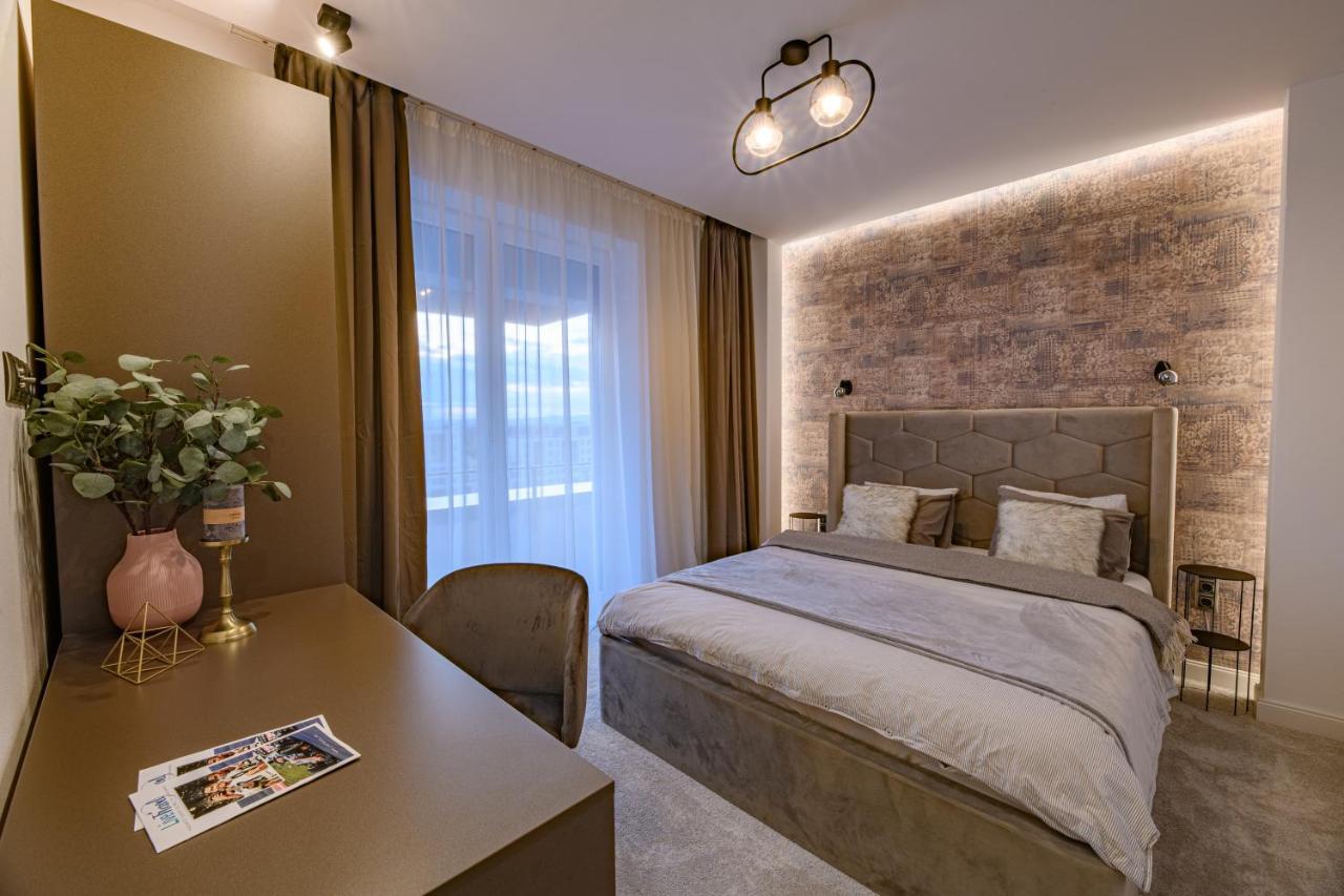 Bravisa Apart View บราชอฟ ภายนอก รูปภาพ